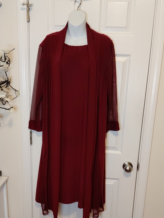 R&M Richards Dresses & Skirts - R&M Richards Burgundy Women's Dress Set
